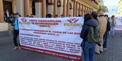 Ferrocarrileros Bloquean Centro De Xalapa Exigen Indemnizacion