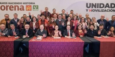 Rocio Nahle Acompana A Claudia Sheinbaum A Su Registro Como Candidata Presidencial Ante Ine
