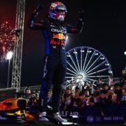 Red Bull Hace El 1 2 En Gp De Bahrein Checo Fue Segundo
