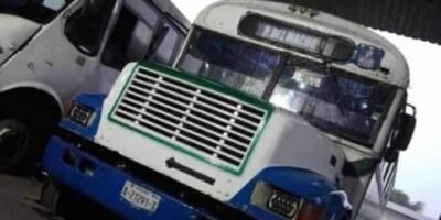 Se Roban Autobus En Paso Del Macho
