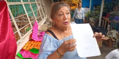 Señalan al coordinador de Comercio de autoritarismo