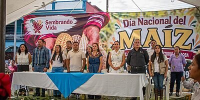 FESTEJAN DÍA DEL MAÍZ EN IXHUATLÁN DEL CAFÉ