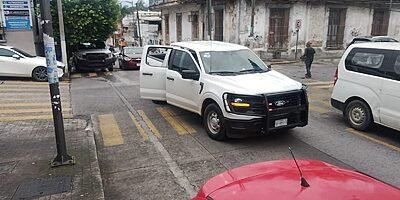 Investigan a policías por presunta balacera en Agustín Millán