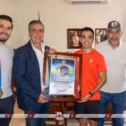 Alcalde da reconocimiento al marchista cordobés Ricardo Ortiz, medallista de oro en Centroamericanos