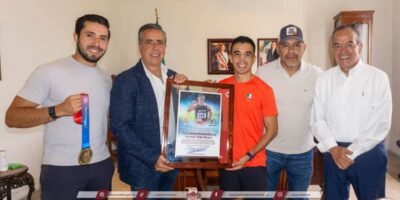 Alcalde da reconocimiento al marchista cordobés Ricardo Ortiz, medallista de oro en Centroamericanos