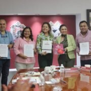 Entregan Plan Municipal de Desarrollo a Ixhuatlán del Café
