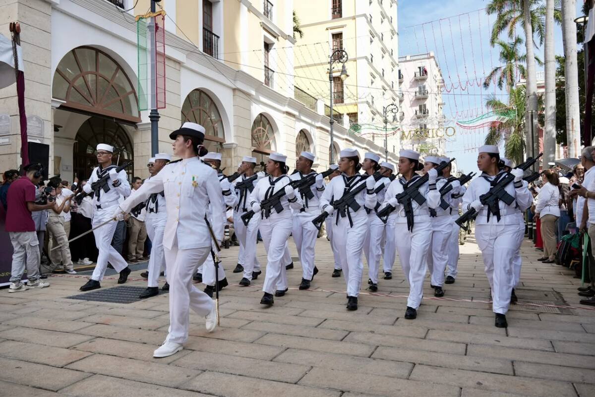 Tras 8 años de no realizarse, Rosa María recupera el desfile cívico-militar que conmemora la Independencia de México