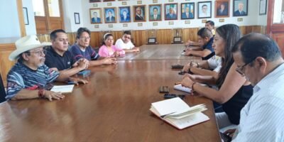 Taxistas piden mayor apertura al diálogo al Ayuntamiento de Orizaba