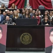 Rinde Cámara de Diputados homenaje a la memoria de Zenyazen Escobar