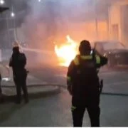 Incendio consume dos vehículos en Buena Vista de Córdoba