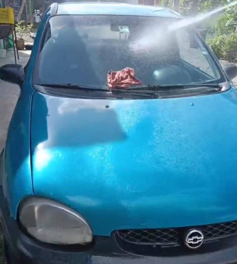 Roban automóvil en colonia Los Filtros