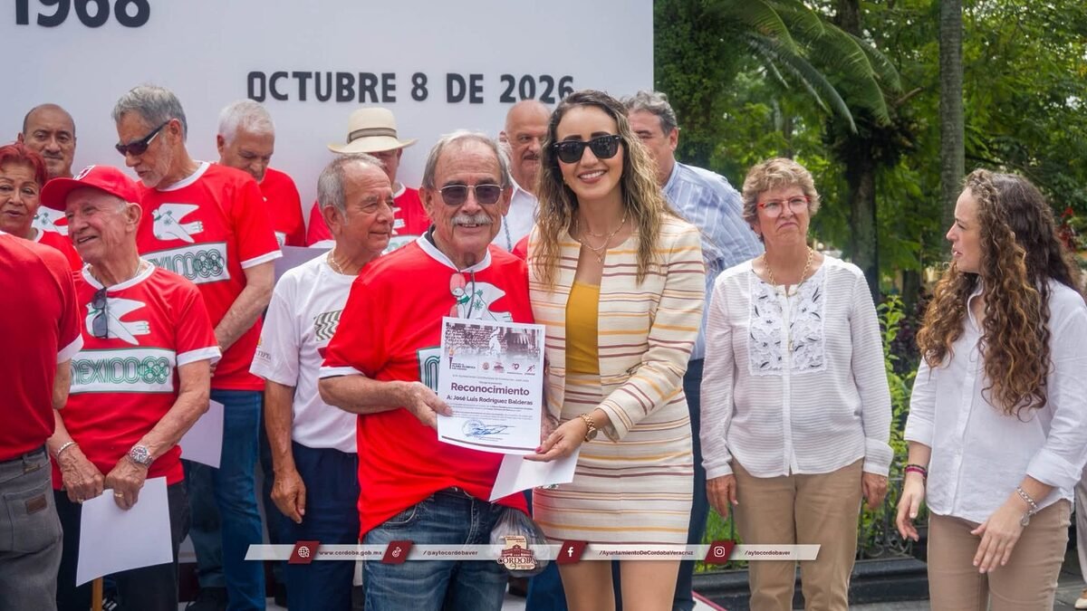 Córdoba conmemora el 58º aniversario del paso de la flama olímpica México 1968