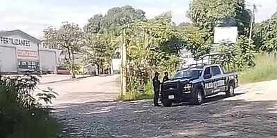 Catean pensión de traileres del “Loco” Abella; aseguran remolque