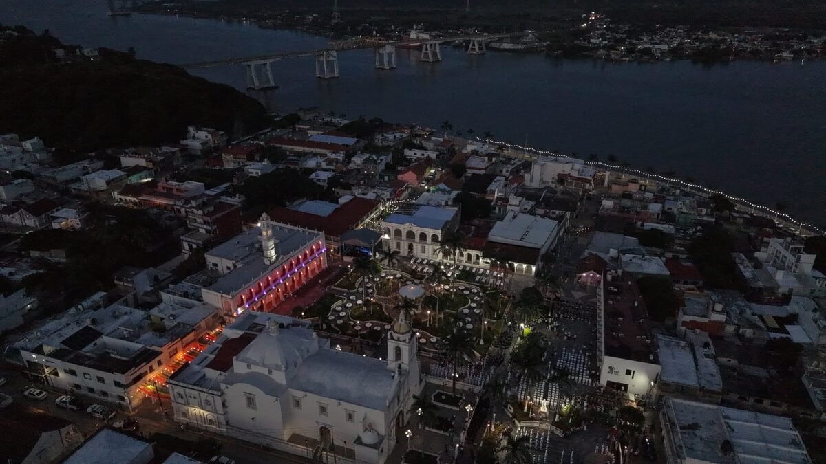 Marina participa en 180 Aniversario de la Gesta Heroica del Fuerte de Santa Teresa en Alvarado, Veracruz