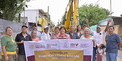Supervisa Rosa María construcción de drenaje pluvial en la colonia Pocitos y Rivera