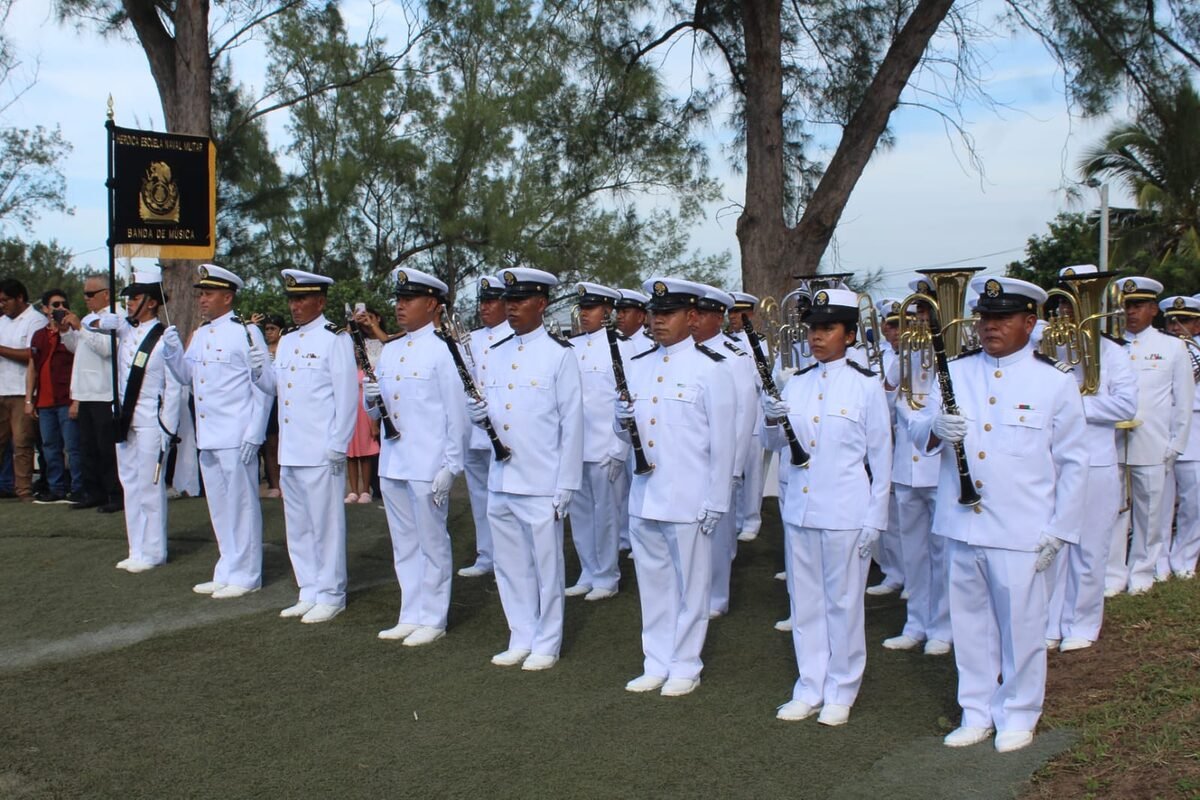 Marina participa en 180 Aniversario de la Gesta Heroica del Fuerte de Santa Teresa en Alvarado, Veracruz