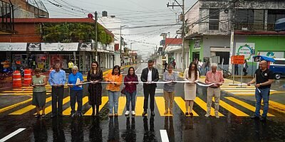 Inaugura Ayuntamiento de Córdoba rehabilitación de pavimentación en la avenida 5 entre calles 13 y 19