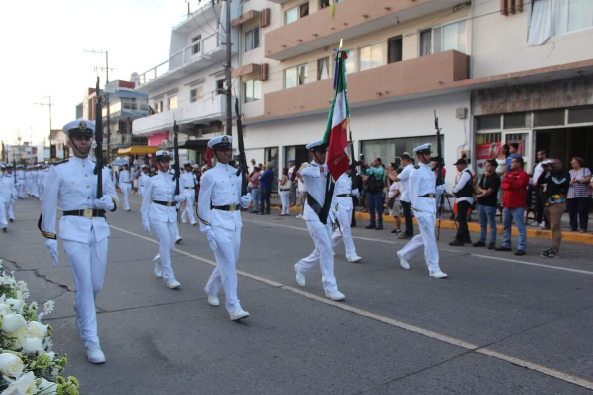 Marina participa en 180 Aniversario de la Gesta Heroica del Fuerte de Santa Teresa en Alvarado, Veracruz