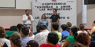 Ayuntamiento impulsa la enseñanza de las matemáticas con conferencia dirigida a docentes