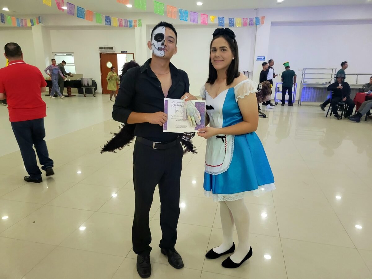 Marina fomenta las tradiciones mexicanas con la realización del Festival de Día de Muertos en el CEFCAM